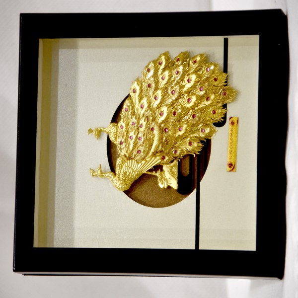 24 KT GOLD AARYA PEACOCK FRAME 